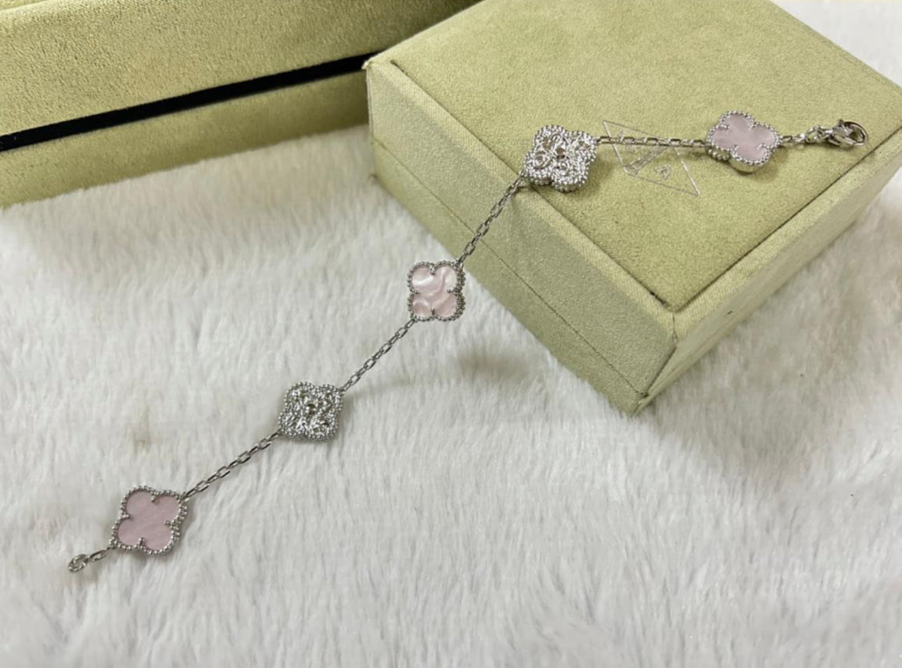 CLEEFY LIGHT PINK
