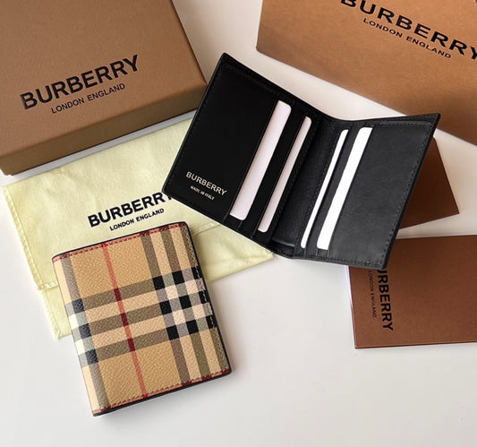 WALLET B