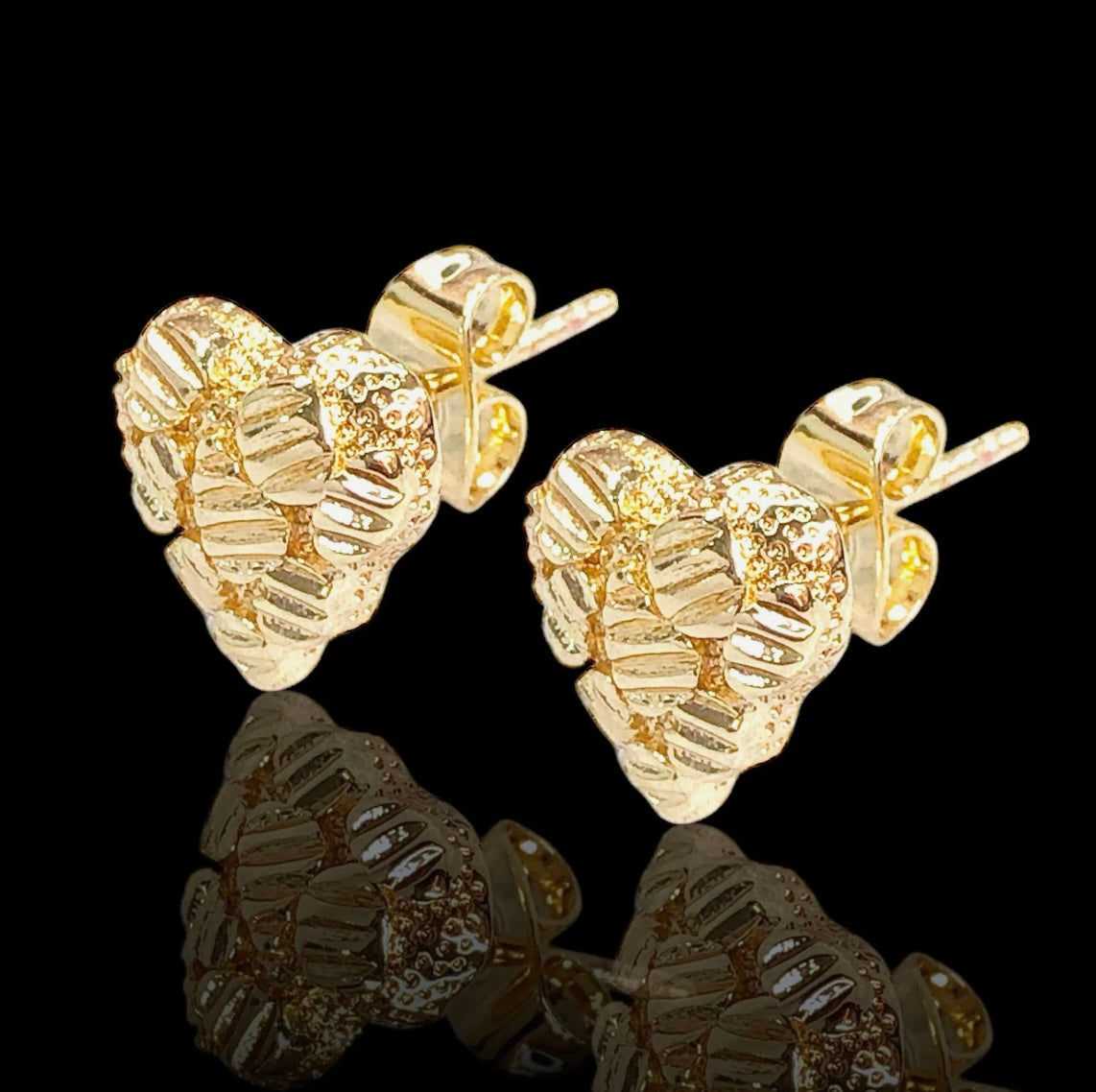 HEART STUDS